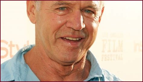 Geoffrey Lewis Net Worth